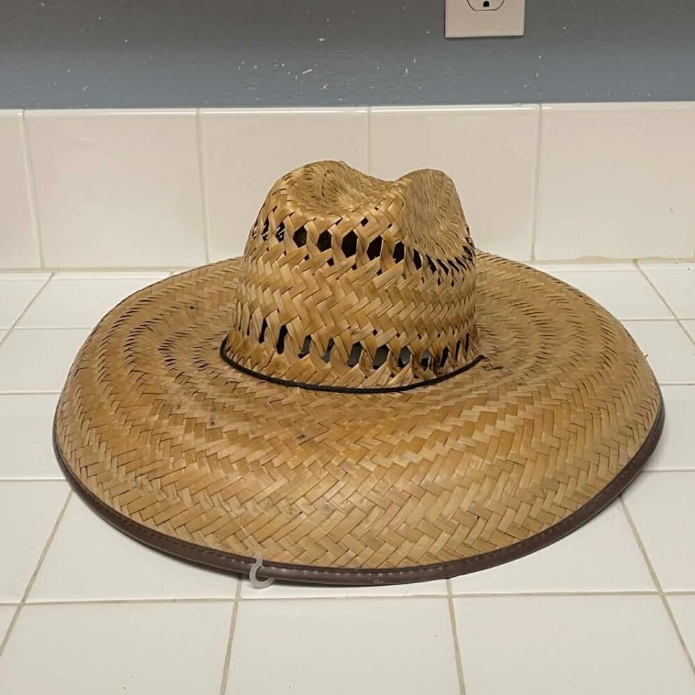 straw hat